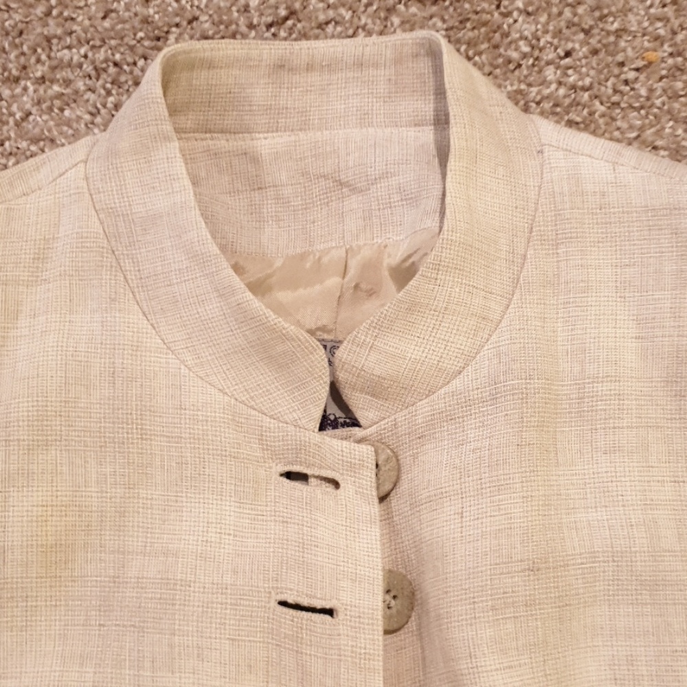Jacket - Picture 2 of 4
